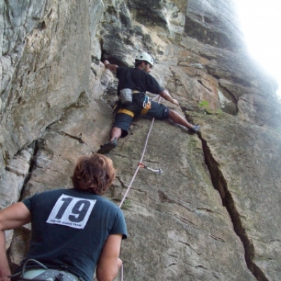 Encadenando "Iguana Paranóica" (6a+ / 5.10b) 2