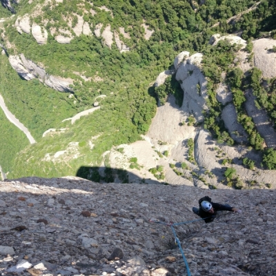 Edu disfrutando del último largo de la Desirée